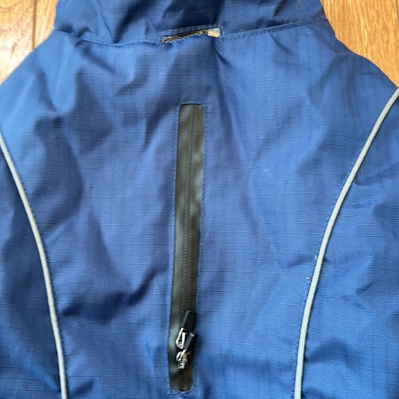 Eddie Bauer fleece lined waterproof jacket - Picture 10 of 11